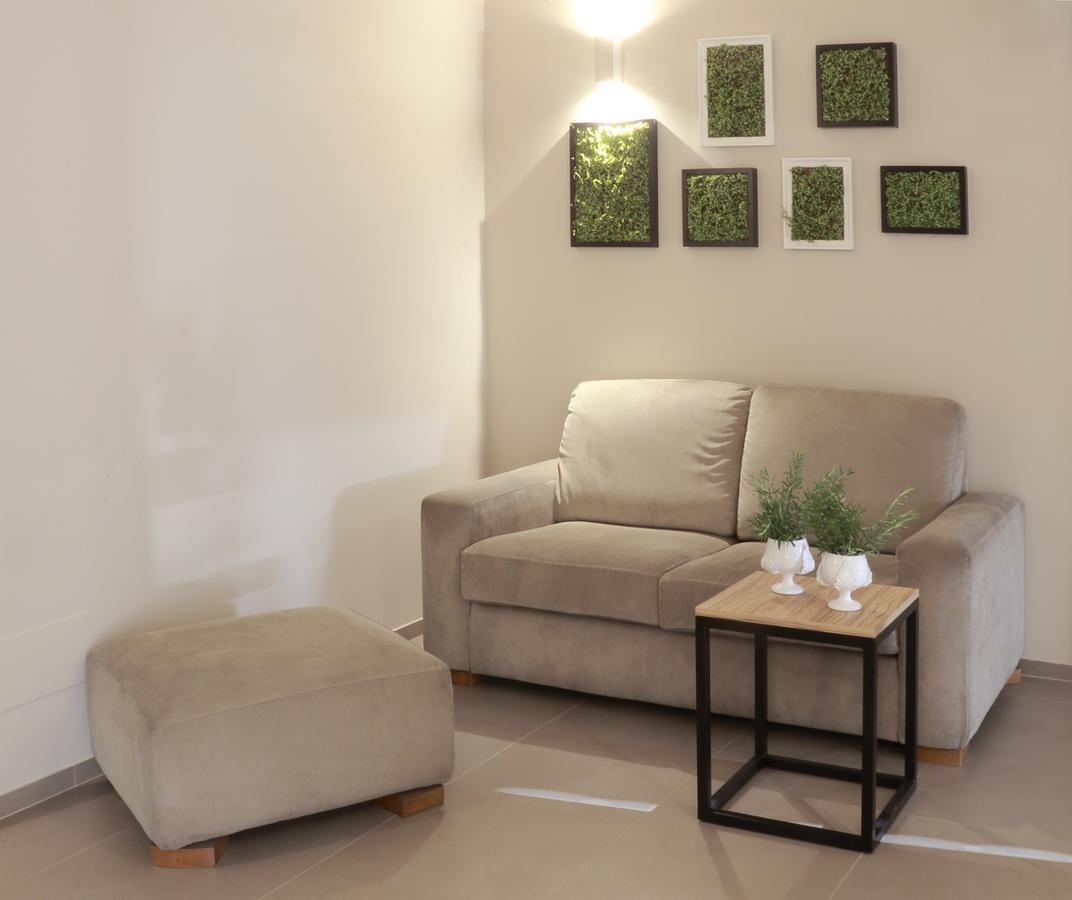 Aloisi Hotel